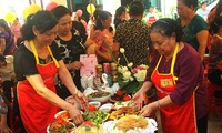Aktivitas-aktivitas memperingati Hari Keluarga Vietnam (28/6)