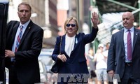 Hillary Clinton mengumumkan dokumen kesehatan terinci