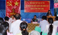 Para anggota MN melakukan kontak dengan para pemilih sebelum persidangan ke-2, MN angkatan ke-14