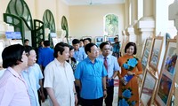 Komunitas ASEAN melalui Pameran foto dan film reportase- dokumenter