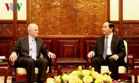 Presiden Tran Dai Quang menerima profesor Universitas Brown – AS          