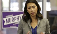 Wanita keturunan Vietnam yang pertama terpilih menjadi anggota DPR AS