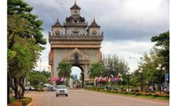 Laos-pasar investasi yang atraktif bagi badan-badan usaha Vietnam
