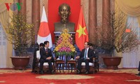 Presiden Vietnam, Tran Dai Quang menerima PM Jepang, Shinzo Abe