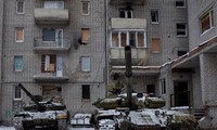 Rusia mengimbau supaya memberikan tekanan terhadap Ukraina untuk menghentikan baku tembak di bagian Timur
