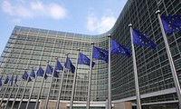 Uni Eropa menggelarkan strategi keamanan pertahanan bersama