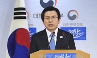 Penjabat Presiden Republik Korea, Hwang Kyo-ahn mengimbau untuk menerima vonis dari Mahkamah Konstitusi