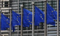 Uni Eropa memperpanjang sanksi-sanksi terhadap beberapa perseorangan Rusia dan Ukraina
