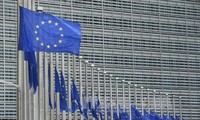 Presiden Komisi Eropa memperingatkan bahaya keruntuhan Uni Eropa