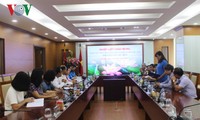  Memperkuat kerjasama antara VOV dan Majalah Alunmay (Laos)