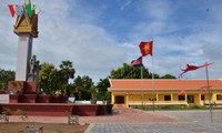  50 tahun hubungan Vietnam-Kamboja: Meresmikan Tugu Monumen Persahabatan Vietnam-Kamboja di provinsi Battambang, Kamboja