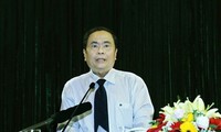  Pemimpin Kamboja menerima delegasi Pengurus Besar Front Tanah Air Vietnam
