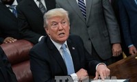 AS: Dua negara bagian yaitu New York dan Washington mengancam menggugat Presiden Donald Trump