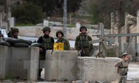  Israel menutup pintu Tepian Barat dan Jalur Gaza pada hari libur orang Yahudi