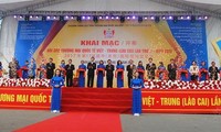  Pembukaan Pekan Raya Internasional Vietnam-Tiongkok 2017 di Provinsi Lao Cai