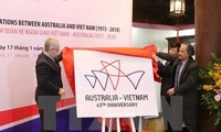 Mengawali Program peringatan ultah ke-45 Hari penggalangan hubungan diplomatik Vietam-Australia