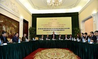 Melakukan koordinasi untuk menggelarkan pekerjaan hubungan luar negeri dari Partai, Negara dan MN Vietnam