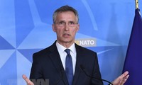 NATO menegaskan kembali kebijakan pendekatan bilateral terhadap Rusia