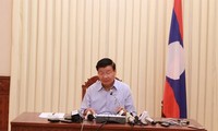PM Laos memimpin jumpa pers tentang bobolnya waduk hidrolistrik Sepien Senamnoi