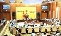 Pembukaan persidangan ke-28 Komite Tetap MN Viet Nam