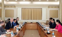 Pimpinan Kota Ho Chi Minh menerima Deputi Menlu Belarus