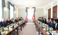 Vietnam dan Republik Czech memperkuat kerjasama di semua bidang