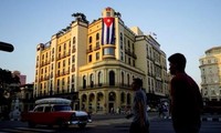 Komunitas internasional memprotes AS yang meningkatkan sanksi-sanksi terhadap Kuba