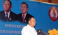 Kamboja: Partai CPP mengawali kampanye pemilihan dewan daerah