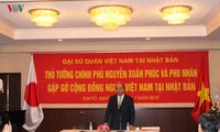 PM Vietnam, Nguyen Xuan Phuc melakukan pertemuan dengan kalangan intelektual, komunitas orang Vietnam di Jepang
