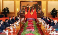 Pimpinan Tiongkok menegaskan akan bersedia mendorong hubungan dengan Vietnam