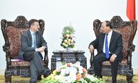 PM Nguyen Xuan Phuc menerima Dubes Republik Perancis