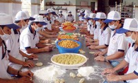 Kerajinan membuat kue Pia tradisional di Provinsi Soc Trang
