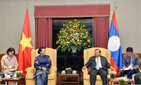 Ketua MN Nguyen Thi Kim Ngan melakukan pertemuan dengan Sekjen, Presiden Laos