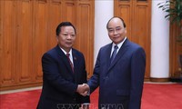 PM Vietnam, Nguyen Xuan Phuc Menerima Para Menhan Kamboja dan Laos