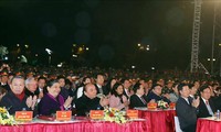Jembatan televisi langsung “Cahaya kepercayaan” untuk memperingati HUT ke-90 berdirinya Partai Komunis Vietnam 