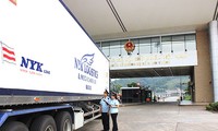 Mendorong penyelesaian prosedur pabean terhadap barang dagangan dengan Tiongkok