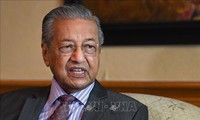 Raja Malaysia menunjuk PM sementara