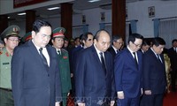 PM Vietnam, Nguyen Xuan Phuc dan delegasi tingkat tinggi PKV - Negara Vietnam datang berziarah kepada mantan PM Laos, Sisavat Keobounphanh