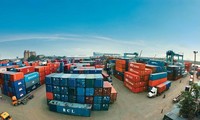 Surplus perdagangan Vietnam mencapai 1,9 miliar USD