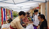 Mengembangkan pengajaran bahasa Thai dan kebudayaan Thailand di Sekolah Tinggi Bahasa Asing, Universitas Nasional Hanoi