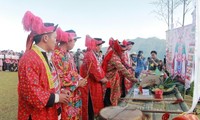 Ritual memuja Ban Vuong dari warga etnis minoritas Dao di Kabupaten Ba Che, Provinsi Quang Ninh, Vietnam Utara