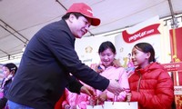 “Hari Tet Kasih Sayang” Berikan Kegembiraan untuk Warga Etnis Minoritas di Provinsi Lao Cai pada Hari Raya Tet