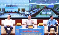 PM Pham Minh Chinh Berdialog secara Daring dan Luring dengan 4.500 Buruh di Seluruh Negeri