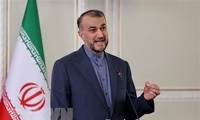 Iran Membahas Masalah Nuklir dengan IAEA