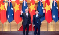 Ketua MN Vuong Dinh Hue: Memperkuat Lebih Lanjut Hubungan Parlemen Vietnam-Australia