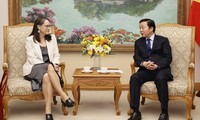 Deputi PM Tran Hong Ha Menerima Duta Besar Kanada urusan Perubahan Iklim