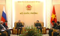 Vietnam, Russia seek to boost defense ties