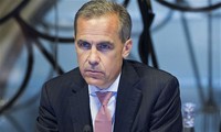 Bank of England warns no-deal Brexit risk 'uncomfortably high'