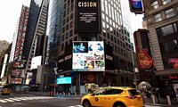 Photos of Vietnam’s COVID-19 combat on Times Square big screen