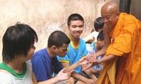 Милосердие буддийского монаха высшего сана Тхить Тхиен Тьеу